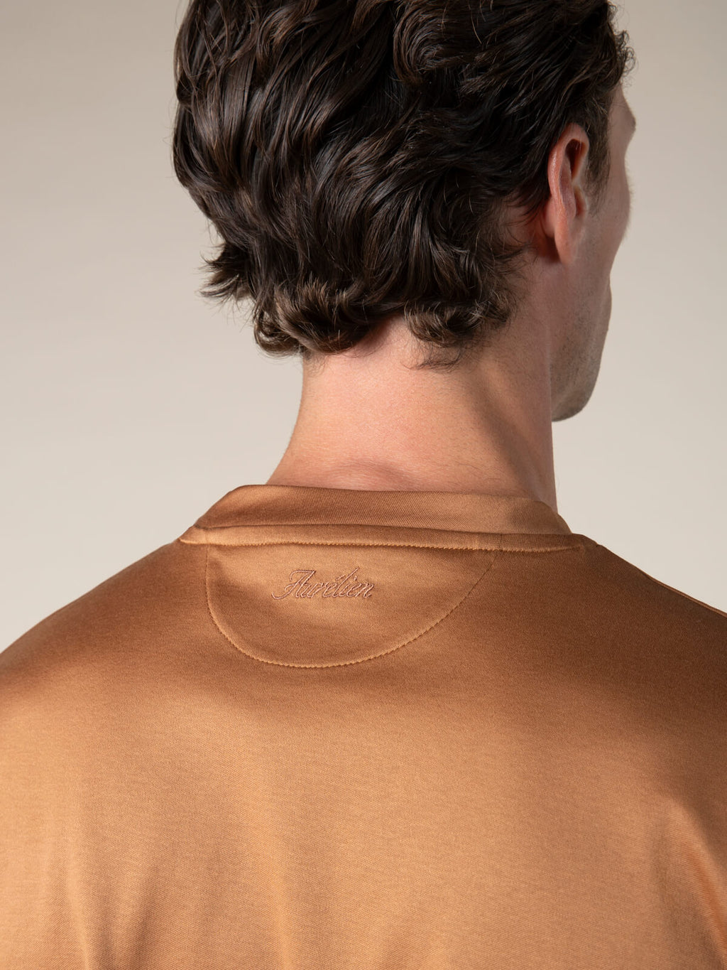 AUR1 T-Shirt Caramel
